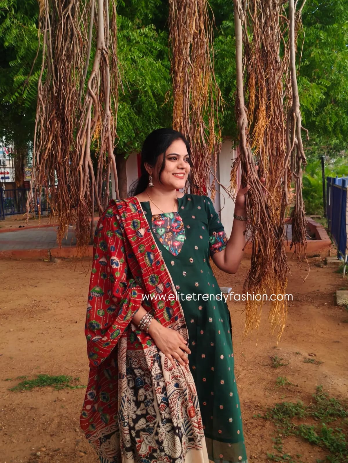 PSQ032 - green mahfil kurti set